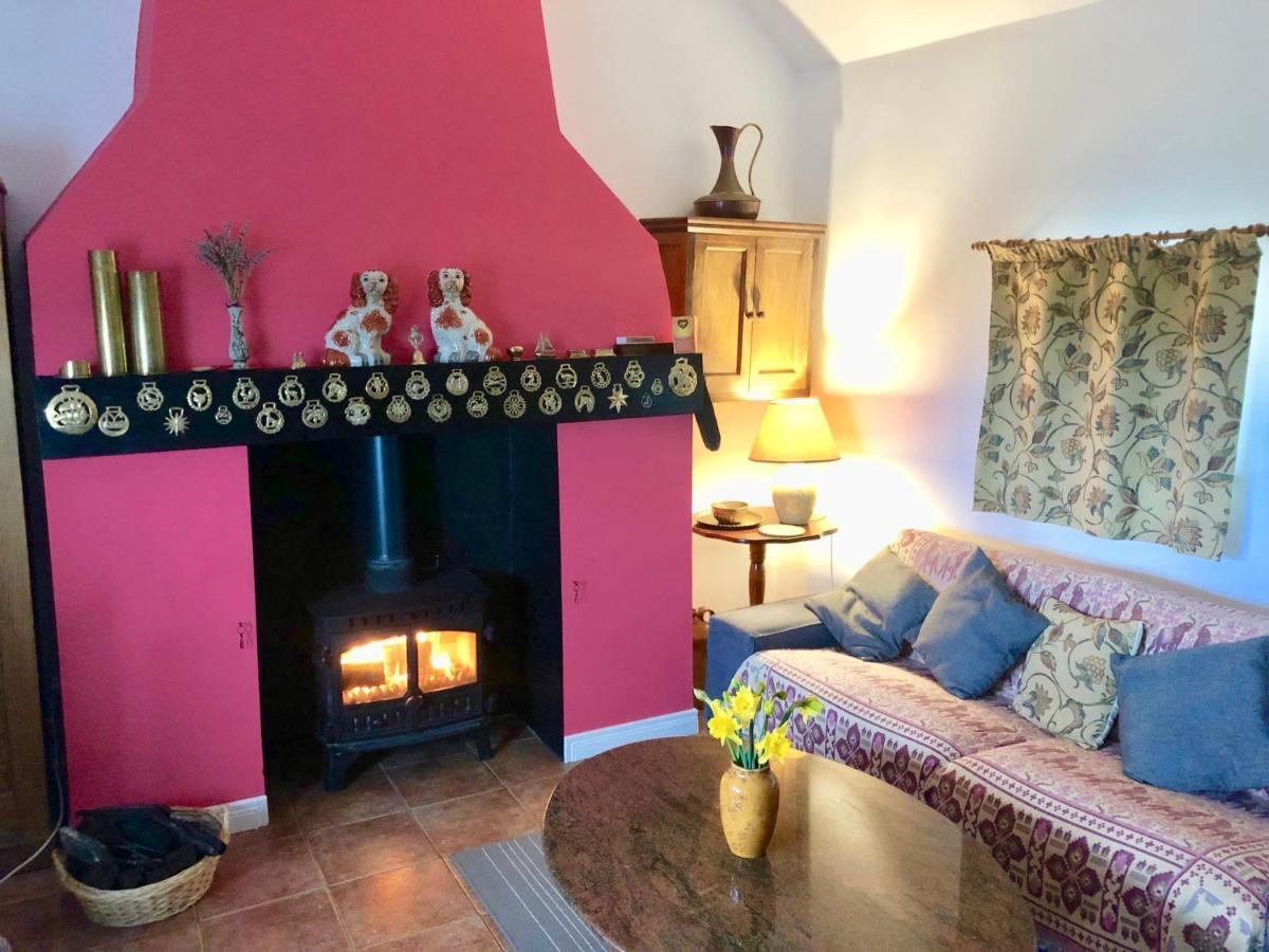 Tornaroan Cottage Ballycastle Extérieur photo