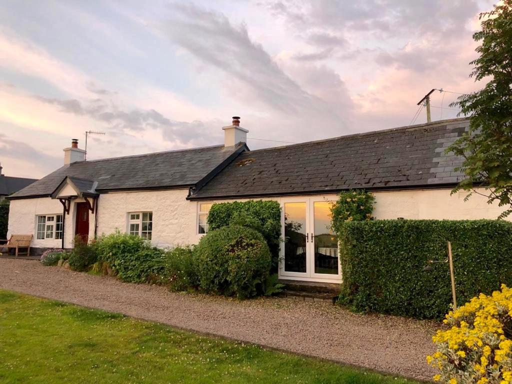 Tornaroan Cottage Ballycastle Extérieur photo